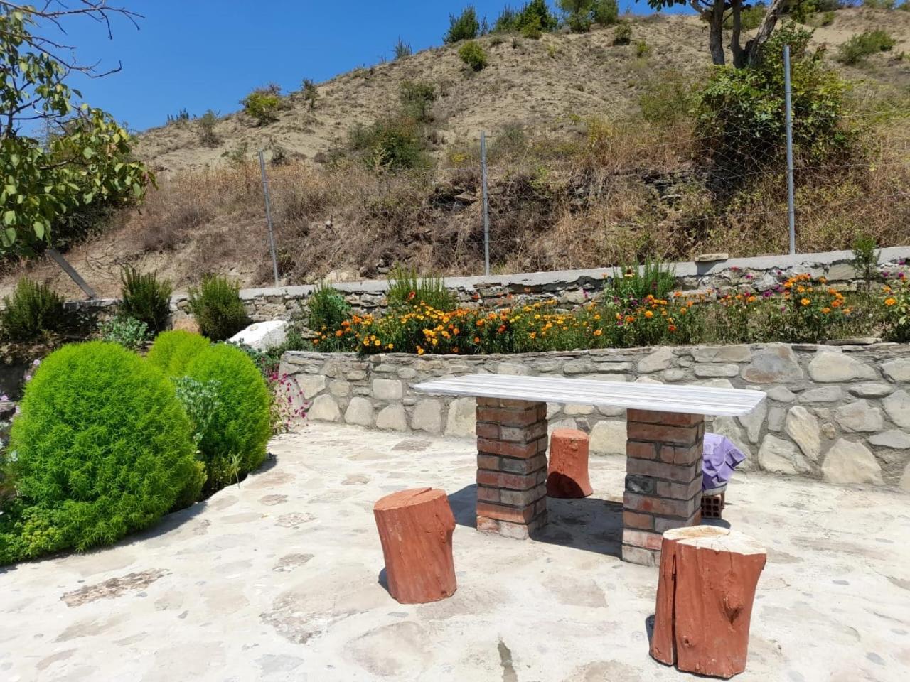 Stone House Villa Kelcyre Exterior photo