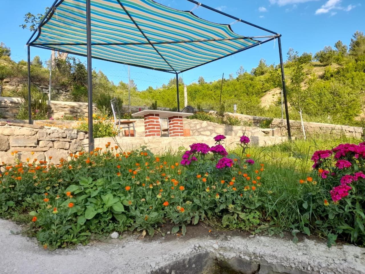 Stone House Villa Kelcyre Exterior photo